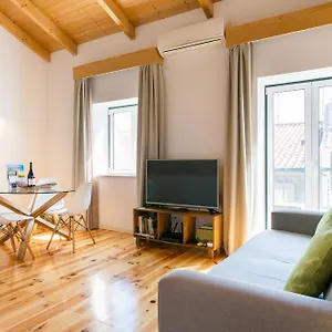 Apartment Fishermenapartments - Santos 4e, Lisbon